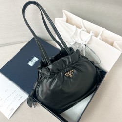 프라다 Prada 1BG541 Summer SoftGrain 버킷 백 24CM