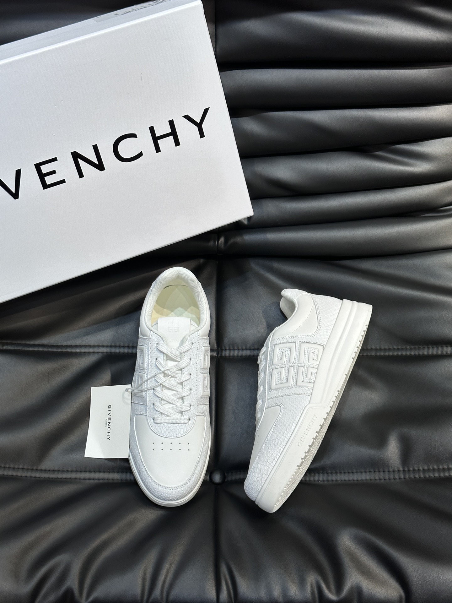 지방시 Givenchy 스니커즈