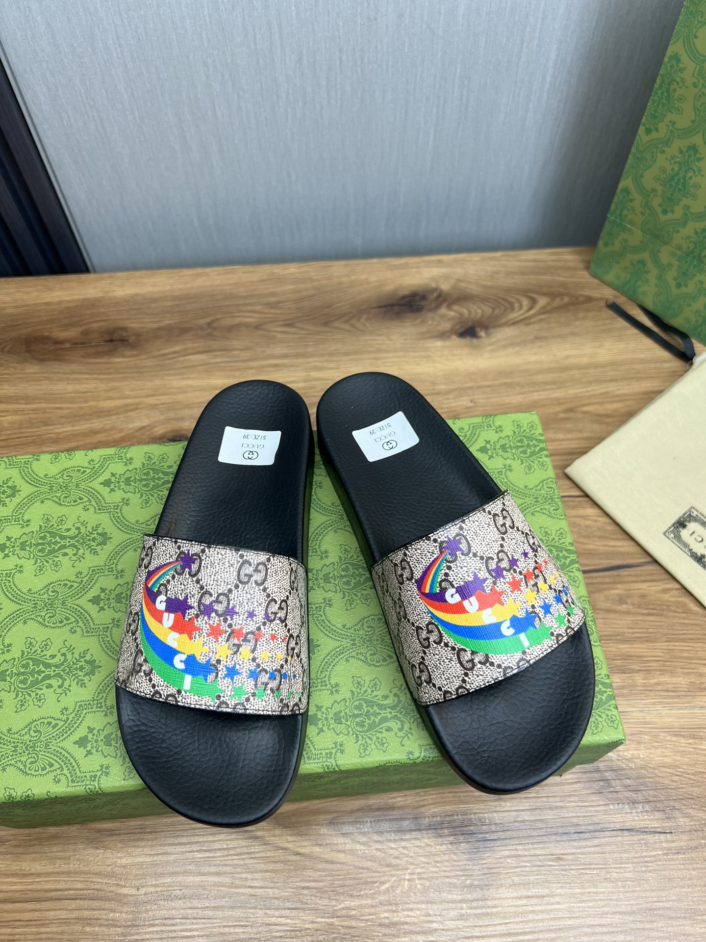 구찌 Gucci 슬리퍼