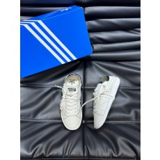 발렌시아가 Balenciaga  ✖  adidas 스니커즈