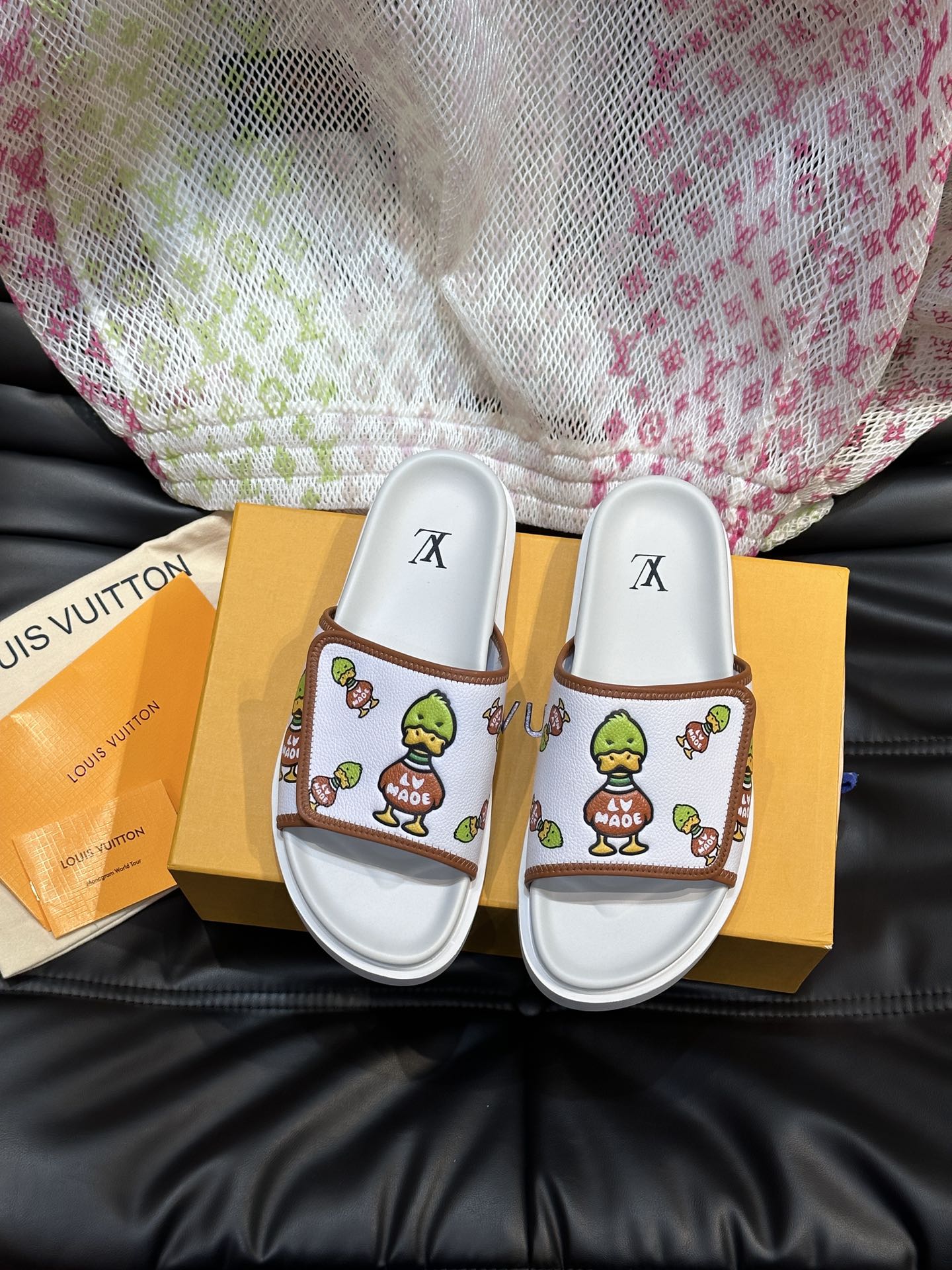 루이비통 Louis Vuitton 슬리퍼