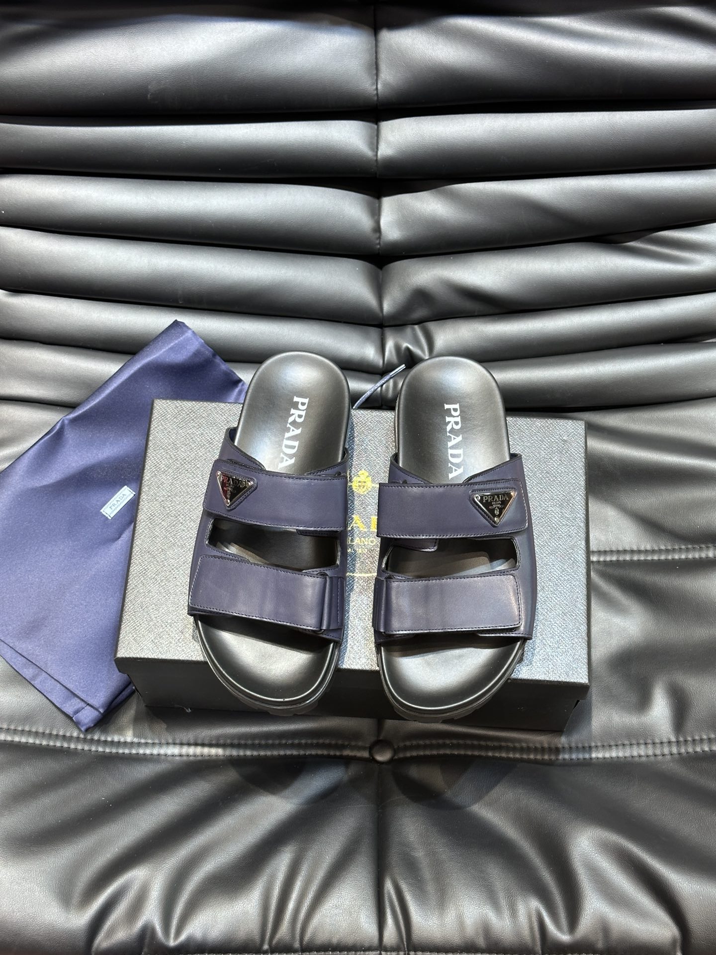 루이비통 Louis Vuitton 슬리퍼