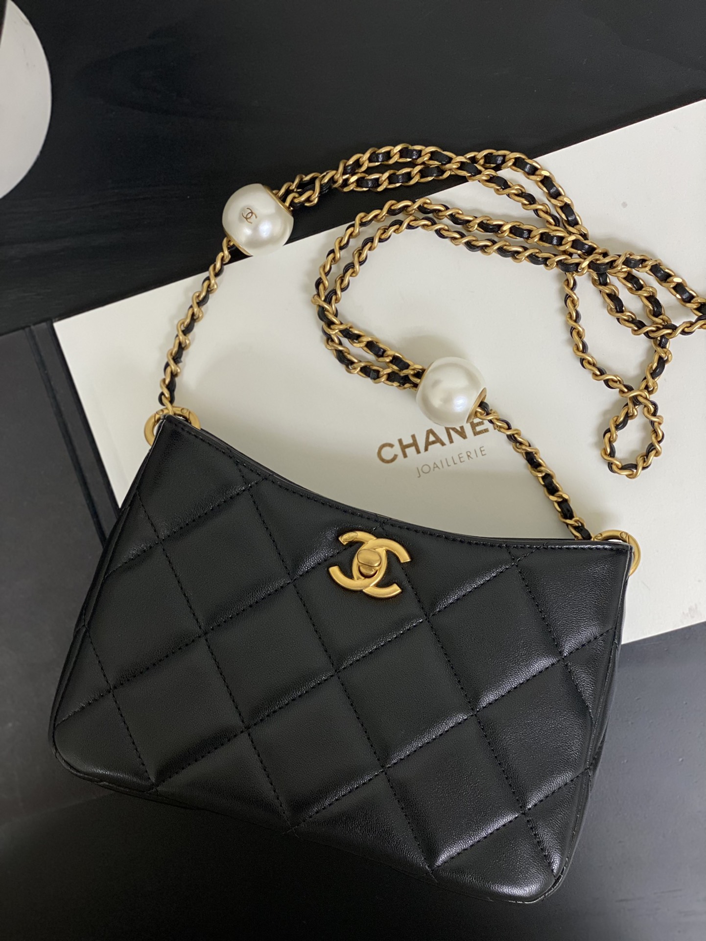 샤넬CHANEL AS4859 크로스 백 13CM