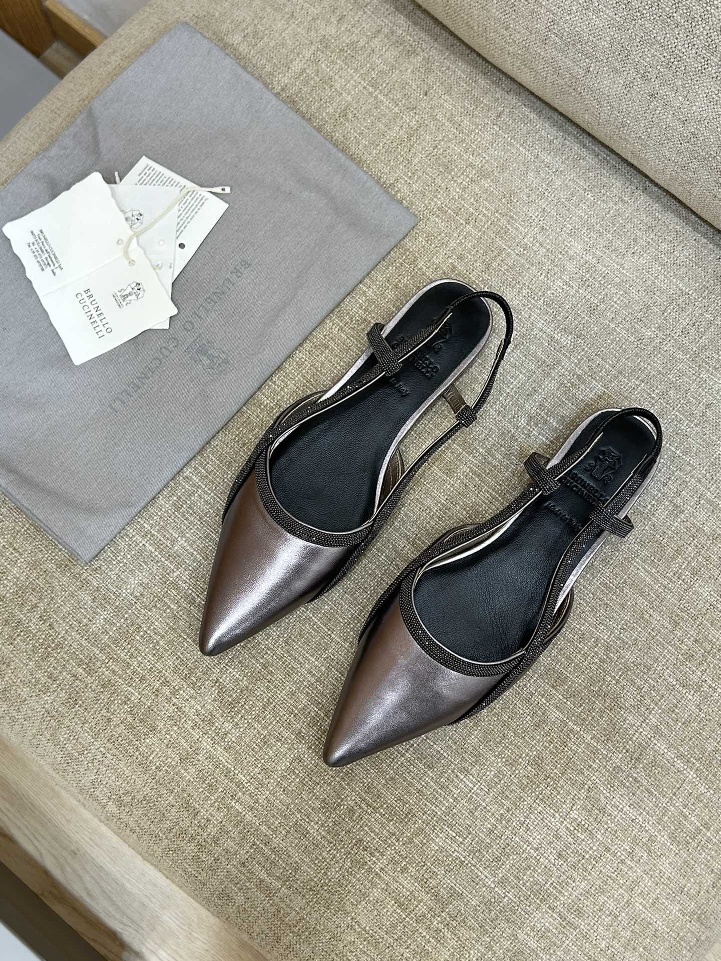 브루넬로 쿠치넬리 Brunello Cucineli 슬리퍼