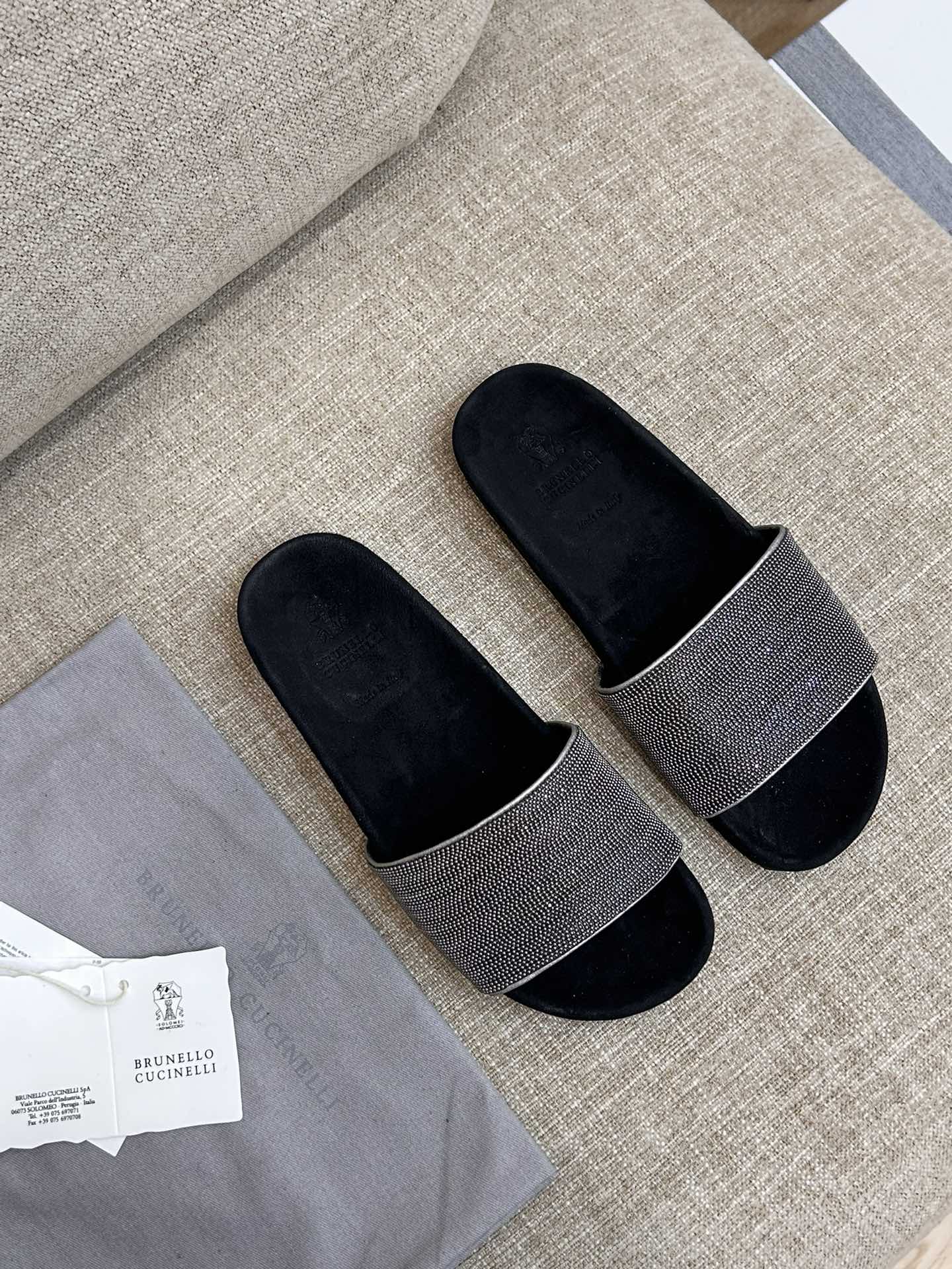 브루넬로 쿠치넬리 Brunello Cucineli 슬리퍼