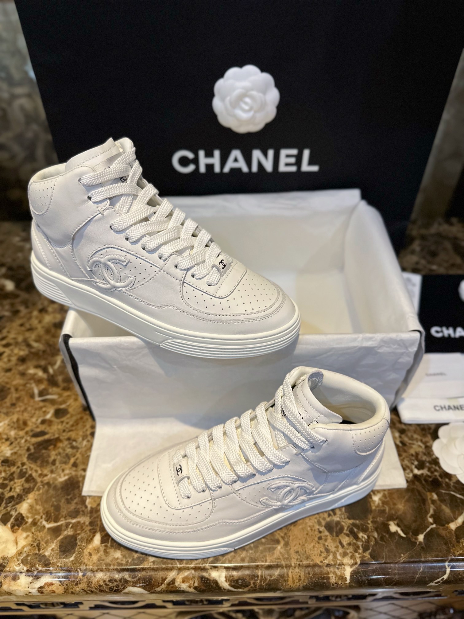 샤넬 CHANEL 하이탑 운동화