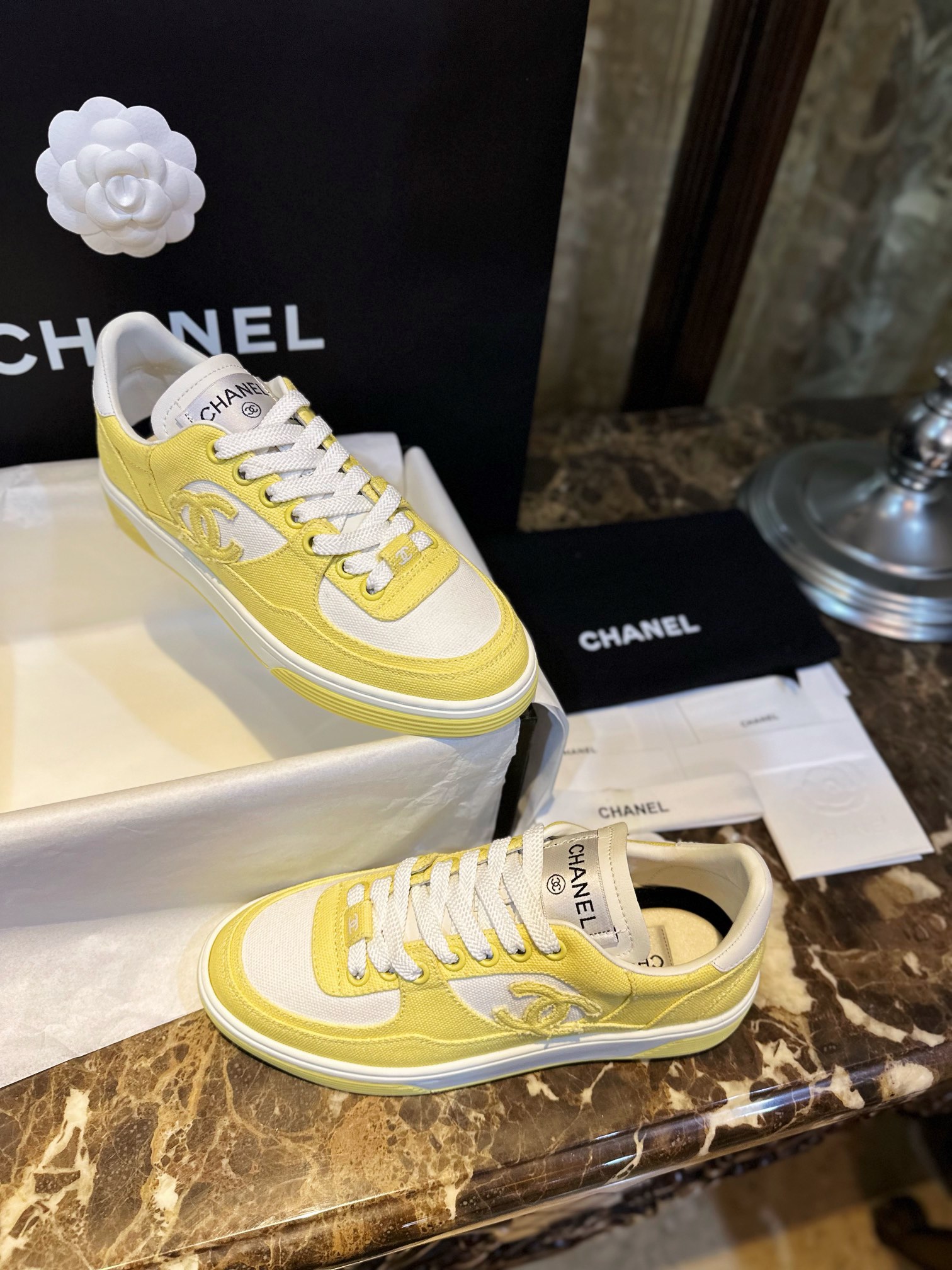 샤넬 CHANEL 운동화