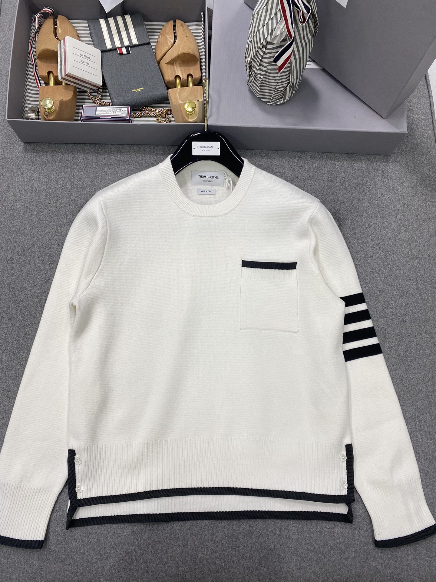 톰브라운 Thom Browne 스웨터