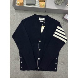 톰브라운 Thom Browne 가디건