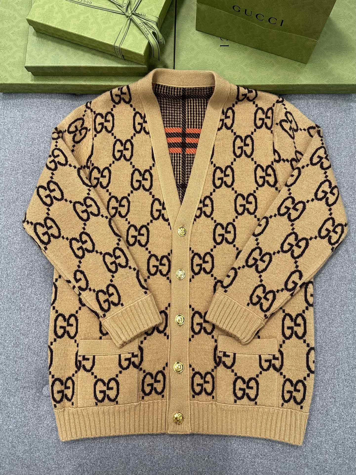 구찌 Gucci 가디건