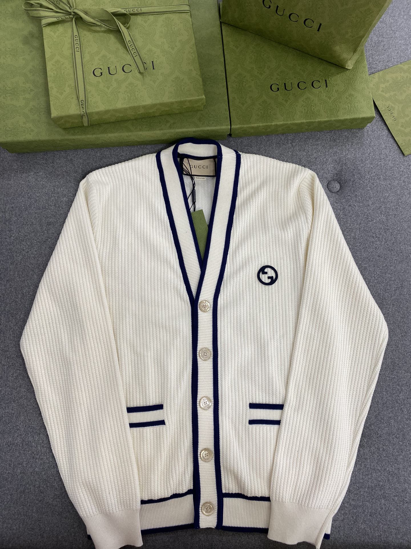 구찌 Gucci 가디건