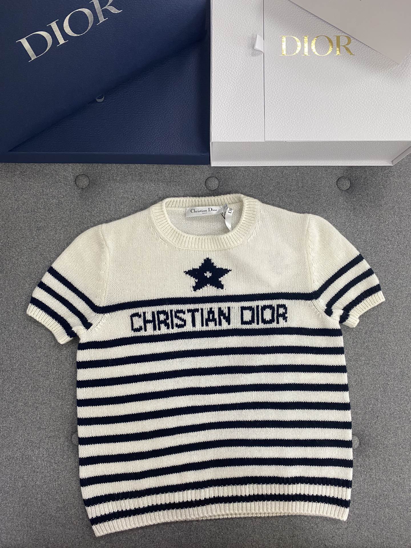 디올 Dior 반팔 티셔츠