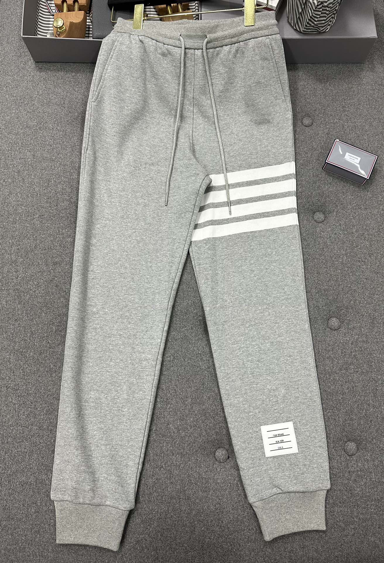 톰브라운 Thom Browne 캐주얼 바지