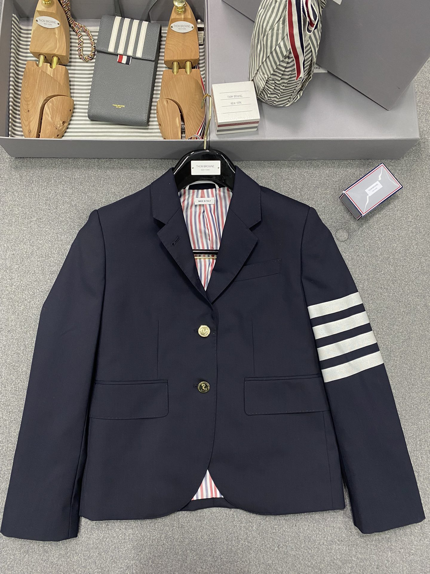 톰브라운 Thom Browne 정장세트