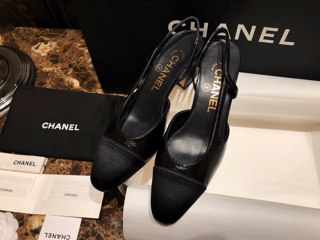 샤넬 CHANEL 하이힐