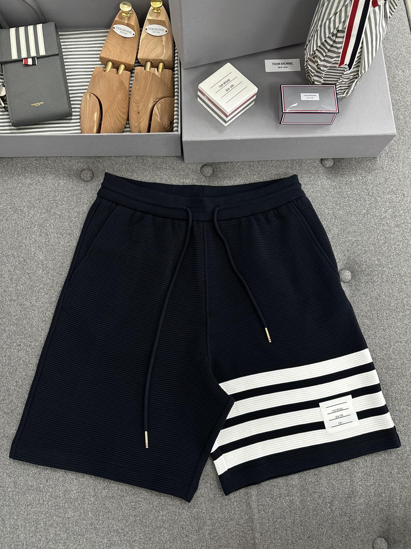  톰브라운 Thom Browne 반바지