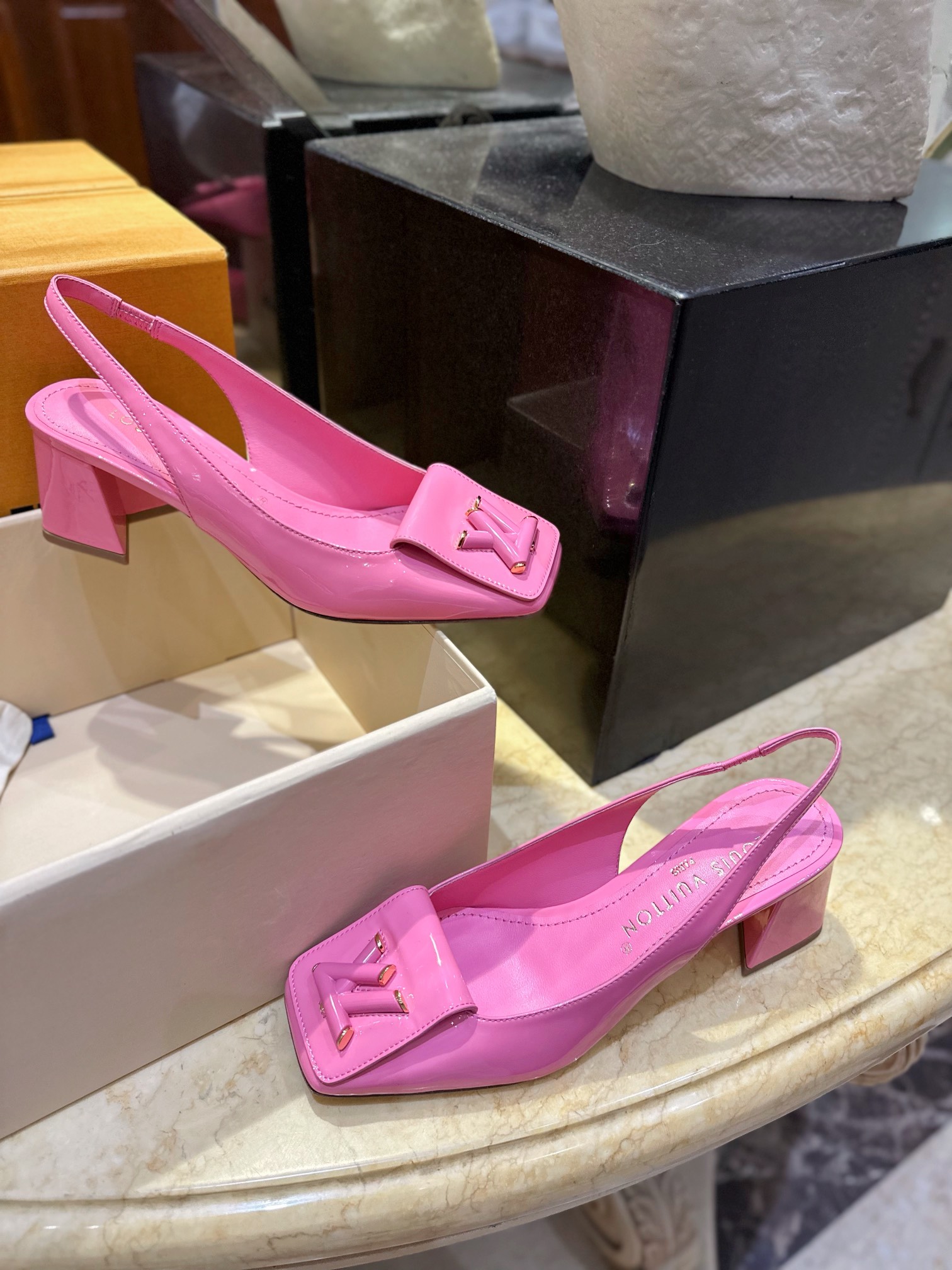 루이비통 LV TRAINER 실내화