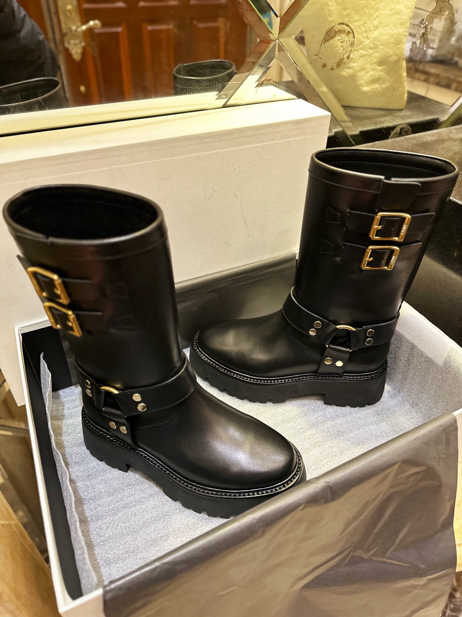 샤넬 CHANEL 마틴 부츠