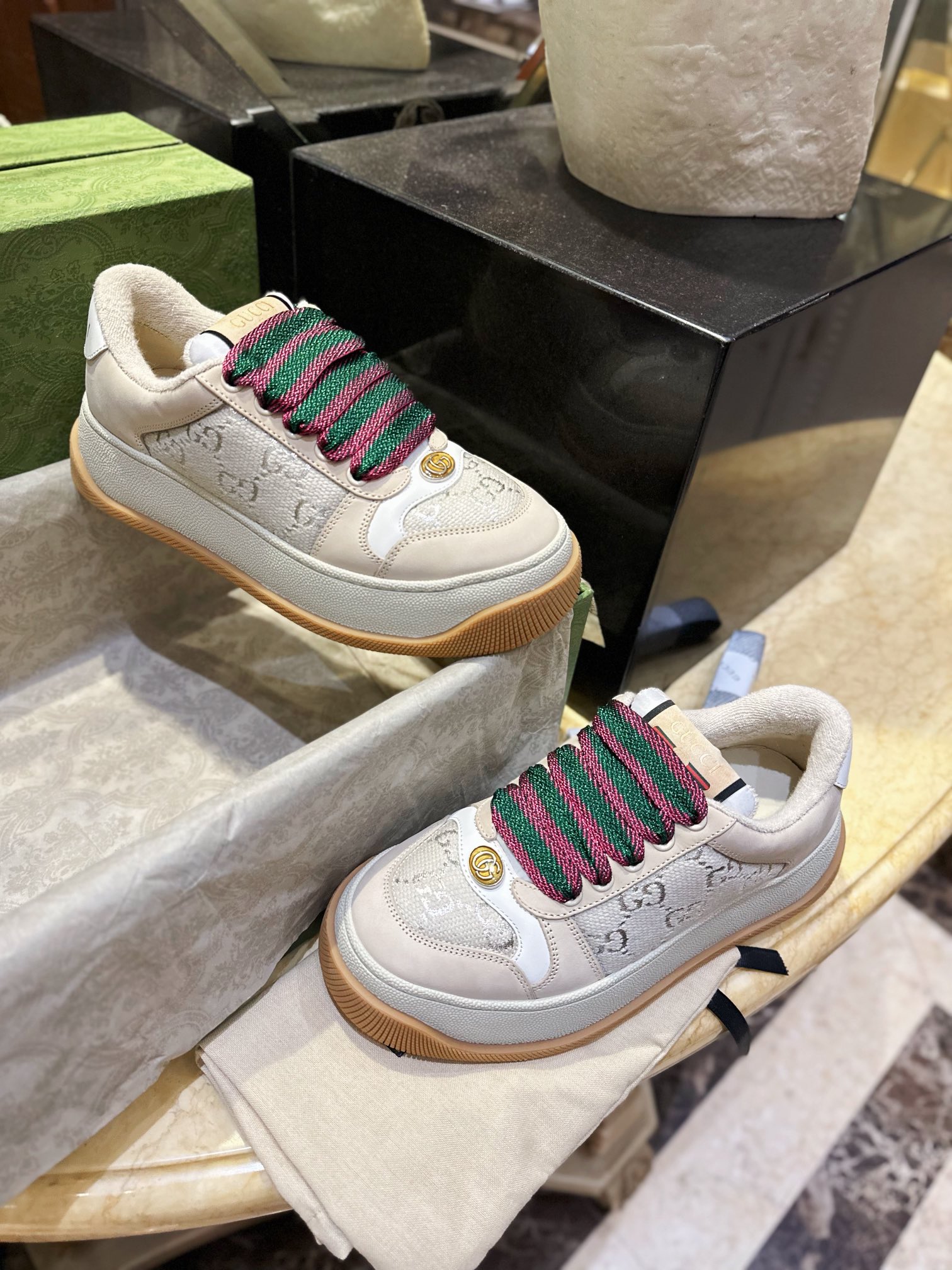 구찌 Gucci 스니커즈