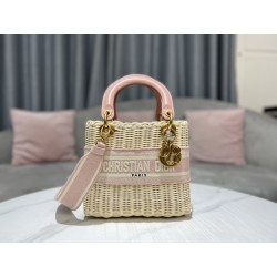 디올 Dior Lady Bag 미디움 레이디 백 내츄럴 위커 블루 24cm