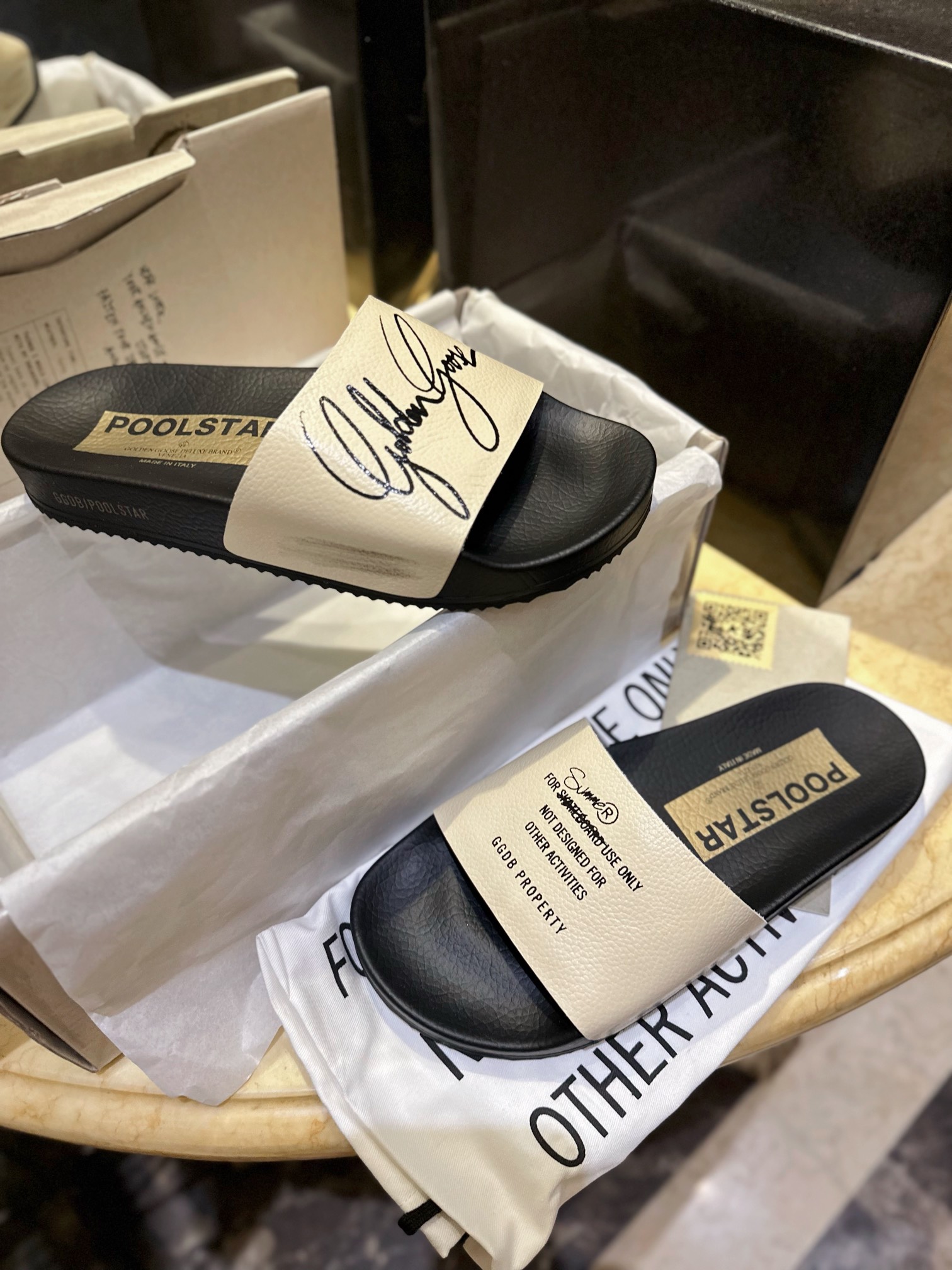 골든구스 Golden Goose 슬리퍼