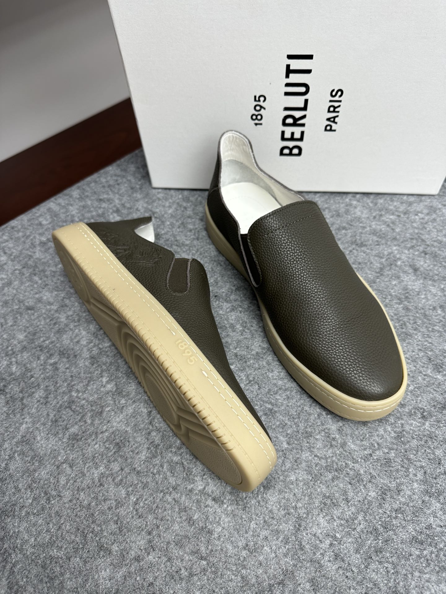 벨루티 Berluti 스니커즈