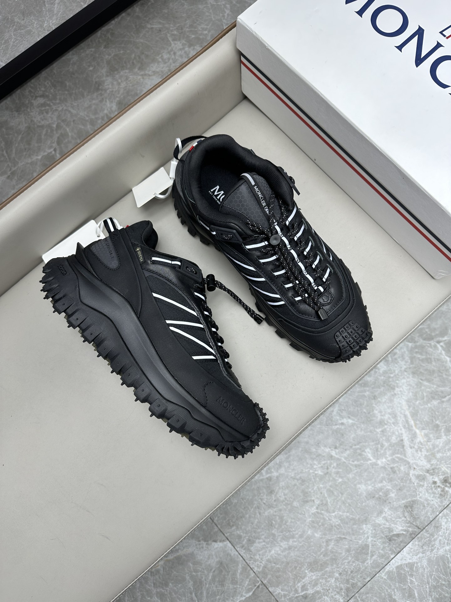 몽클레어 Moncler 스니커즈