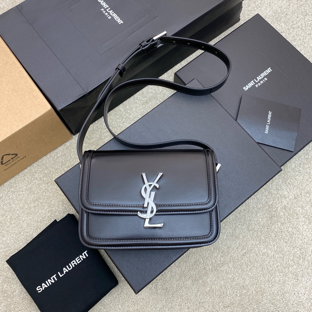 생로랑 Saint laurent/YSL 634306  Solferino 솔페리노 스몰 박스 생로랑 레더 콰이어트 19CM