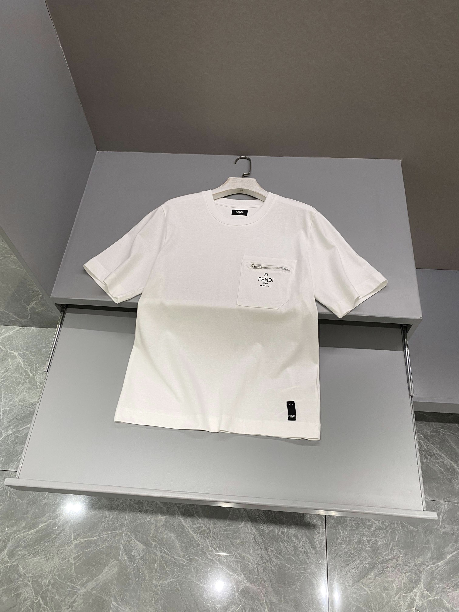펜디 FENDI 반팔 티셔츠