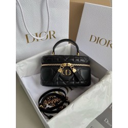 디올 Dior 8201 Caro Vanity 파우치 16.5CM