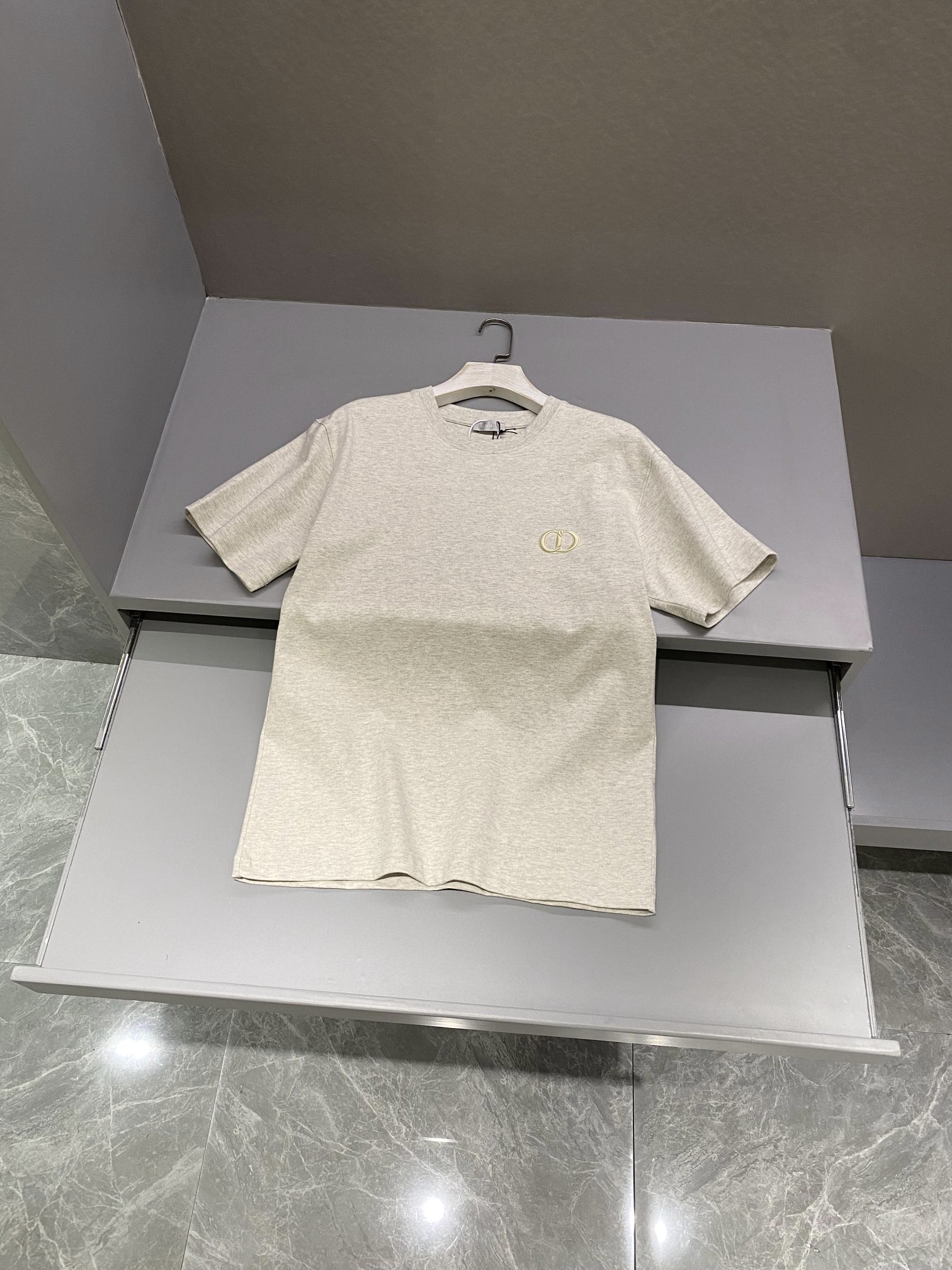디올 Dior 반팔 티셔츠