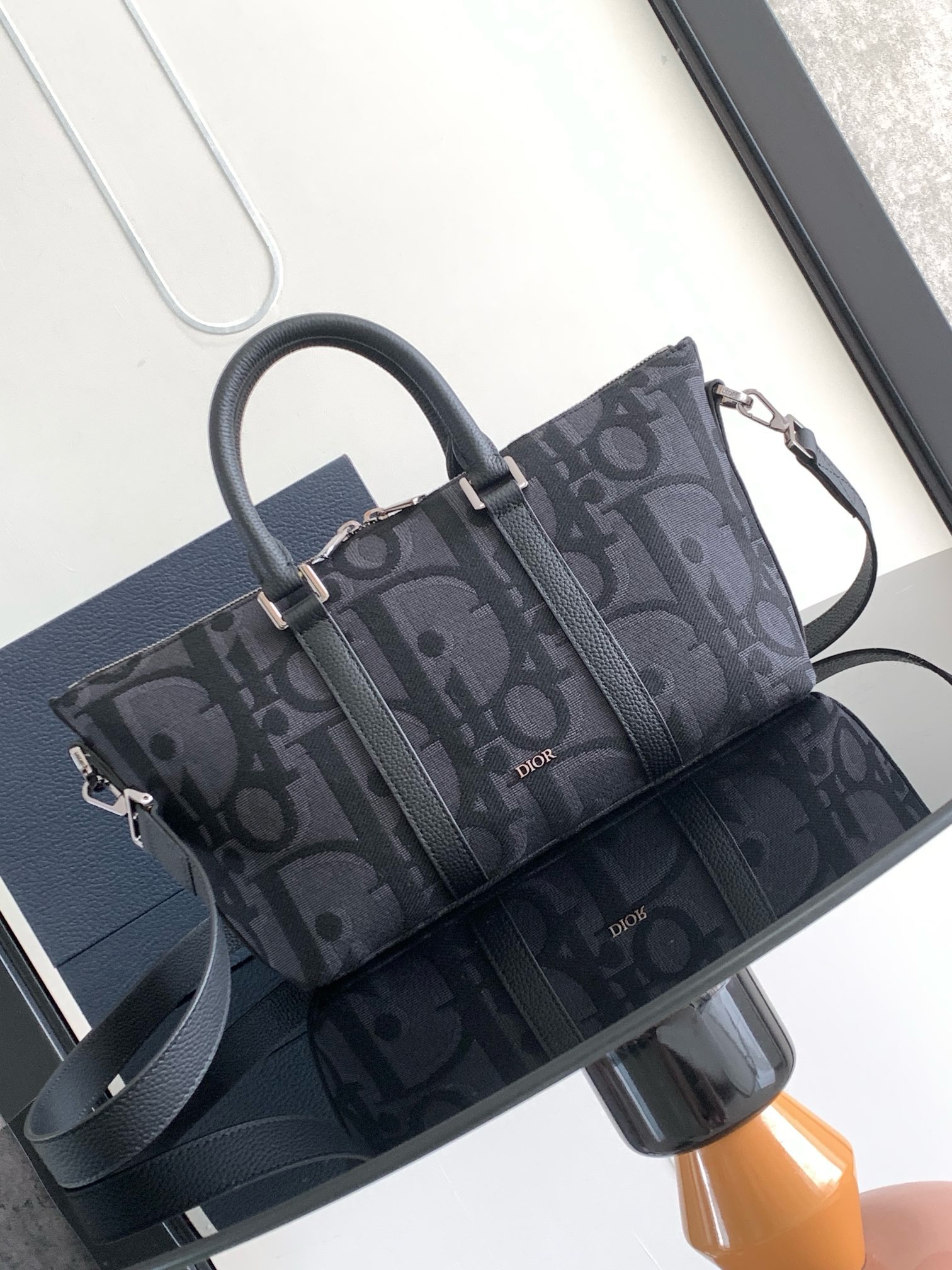 디올 Dior Weekender 25 탑 핸들백 32CM