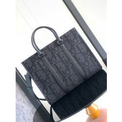 디올 Dior East-West 토트 백 40.5CM