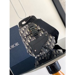 디올 Dior Gallop 벨트 백 19CM