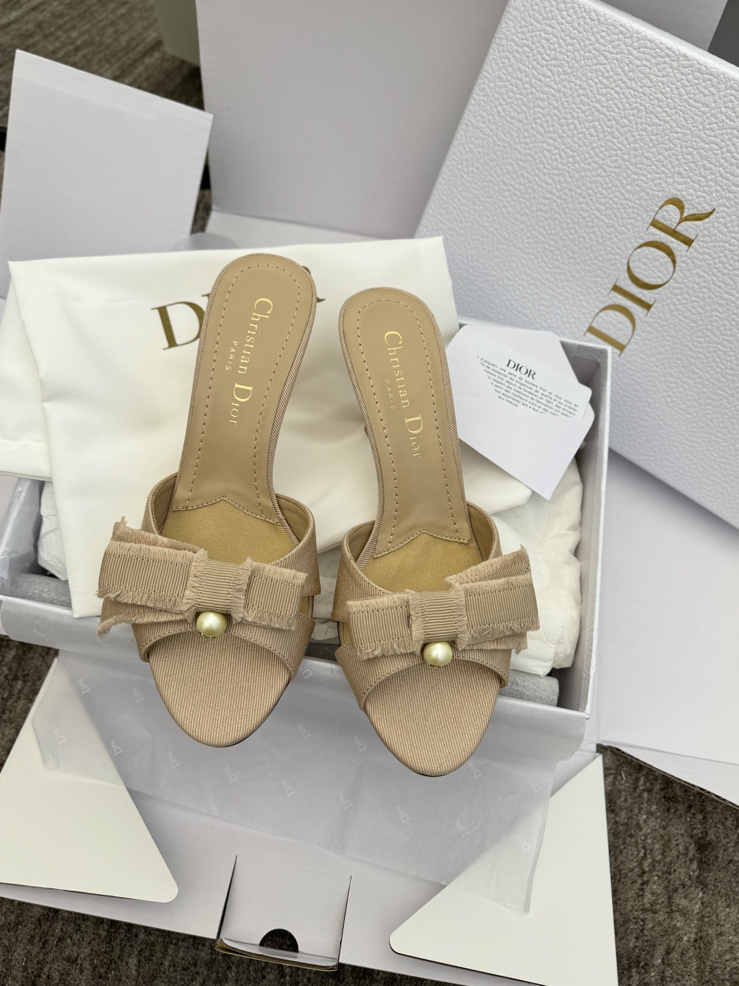 디올 DIOR 하이힐