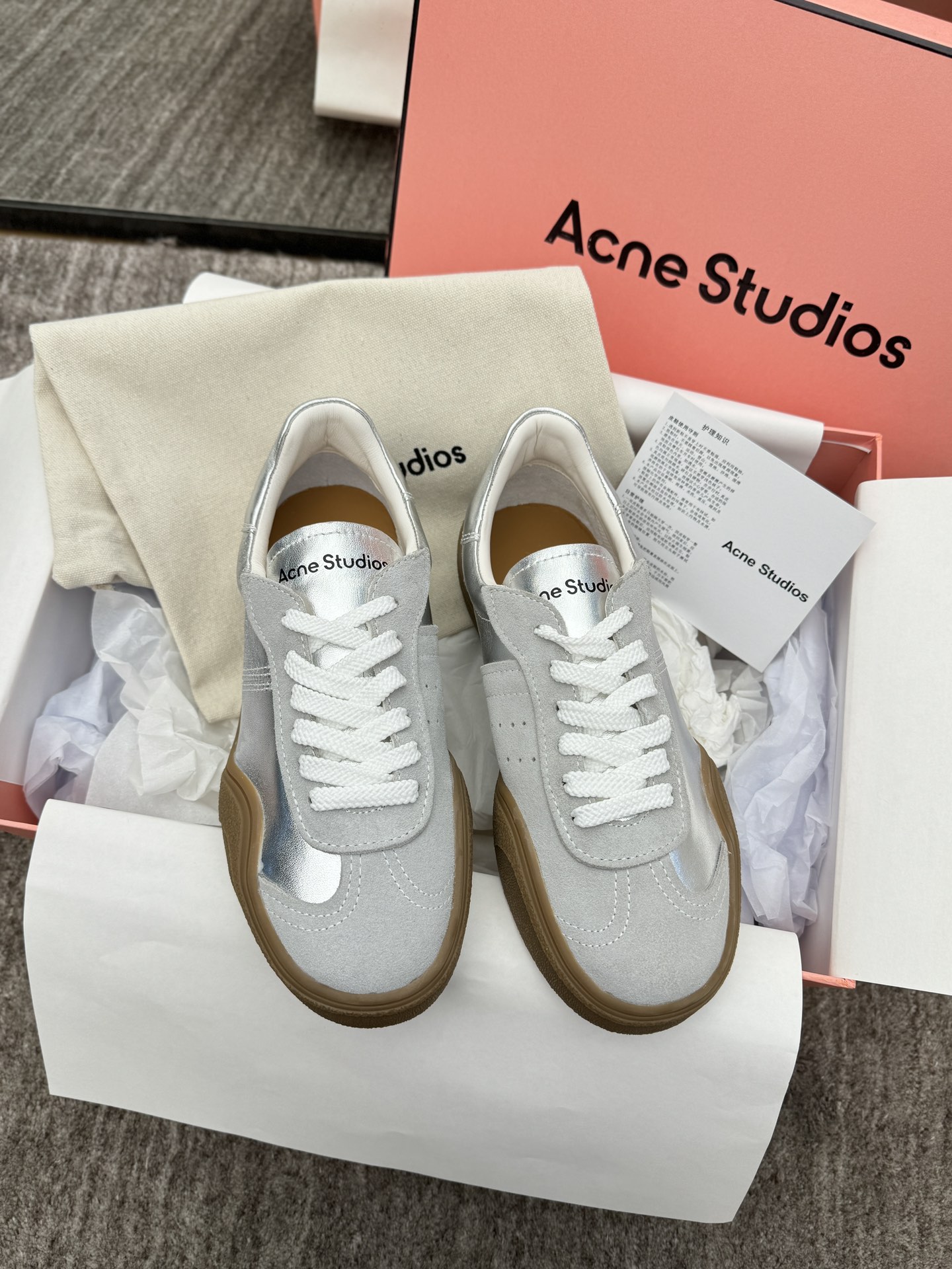 아크네 스튜디오 Acne Studios Sneakers 스니커즈