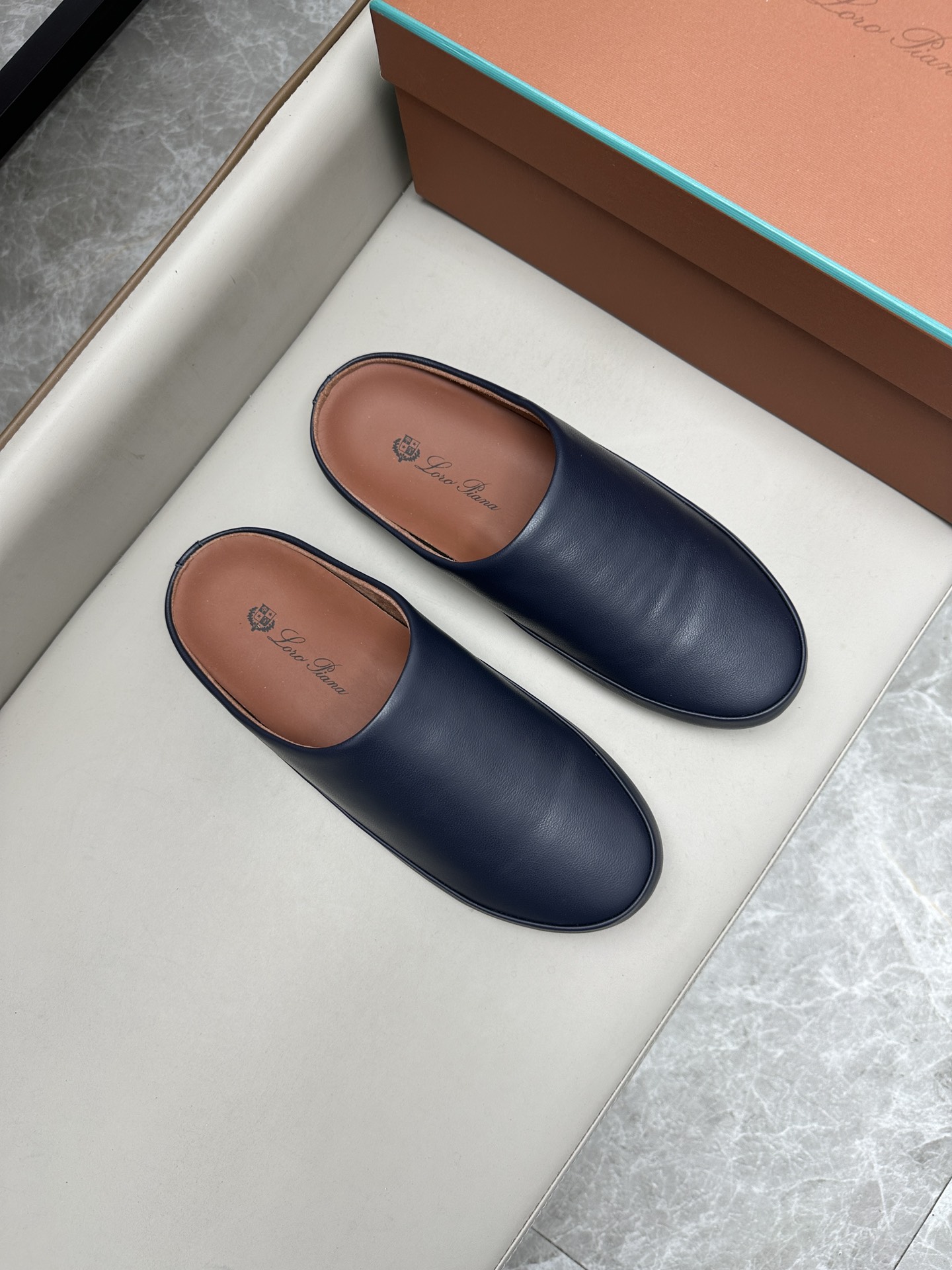 로로피아나 Loro Piana 슬리퍼