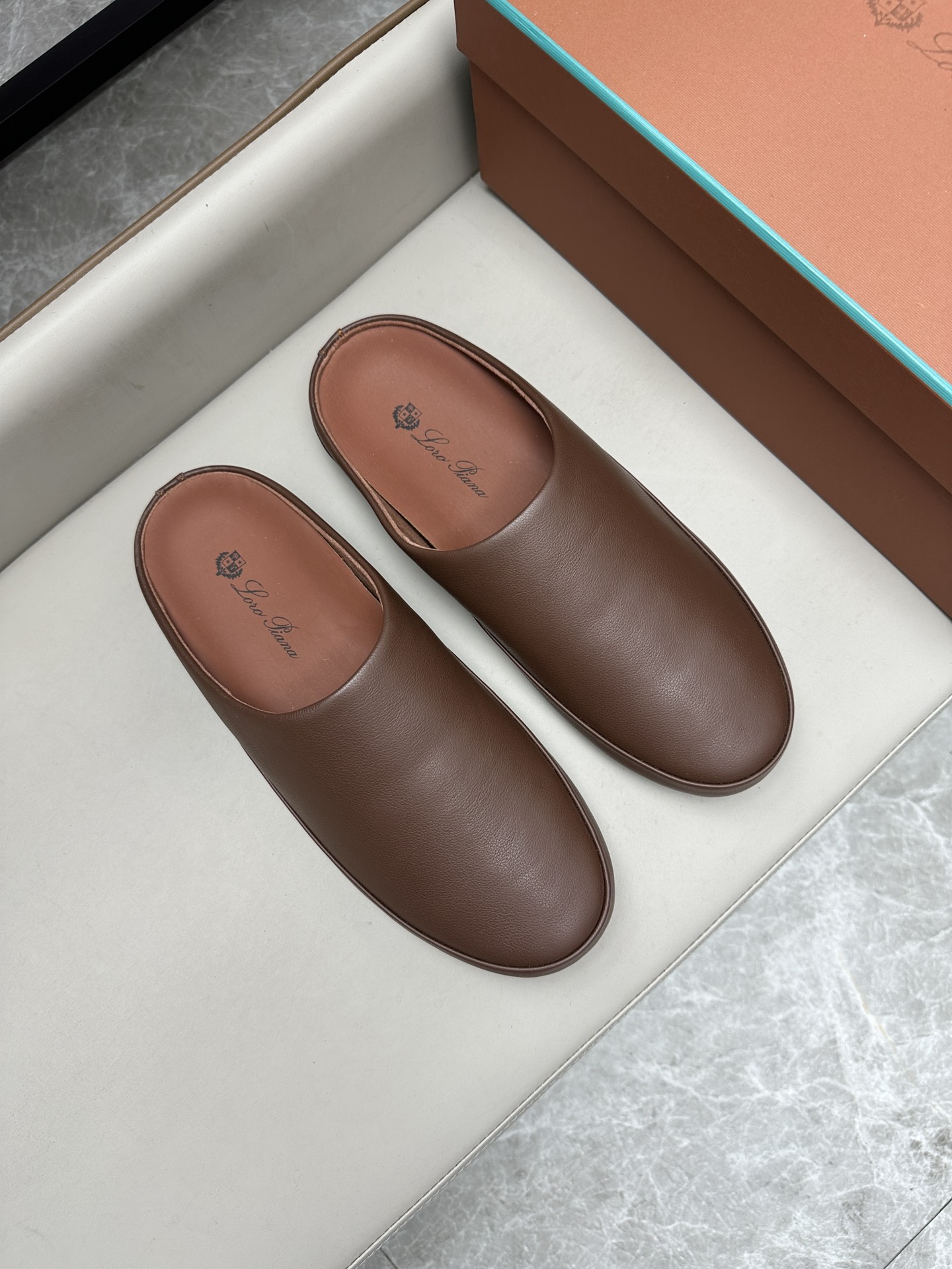 로로피아나 Loro Piana 슬리퍼