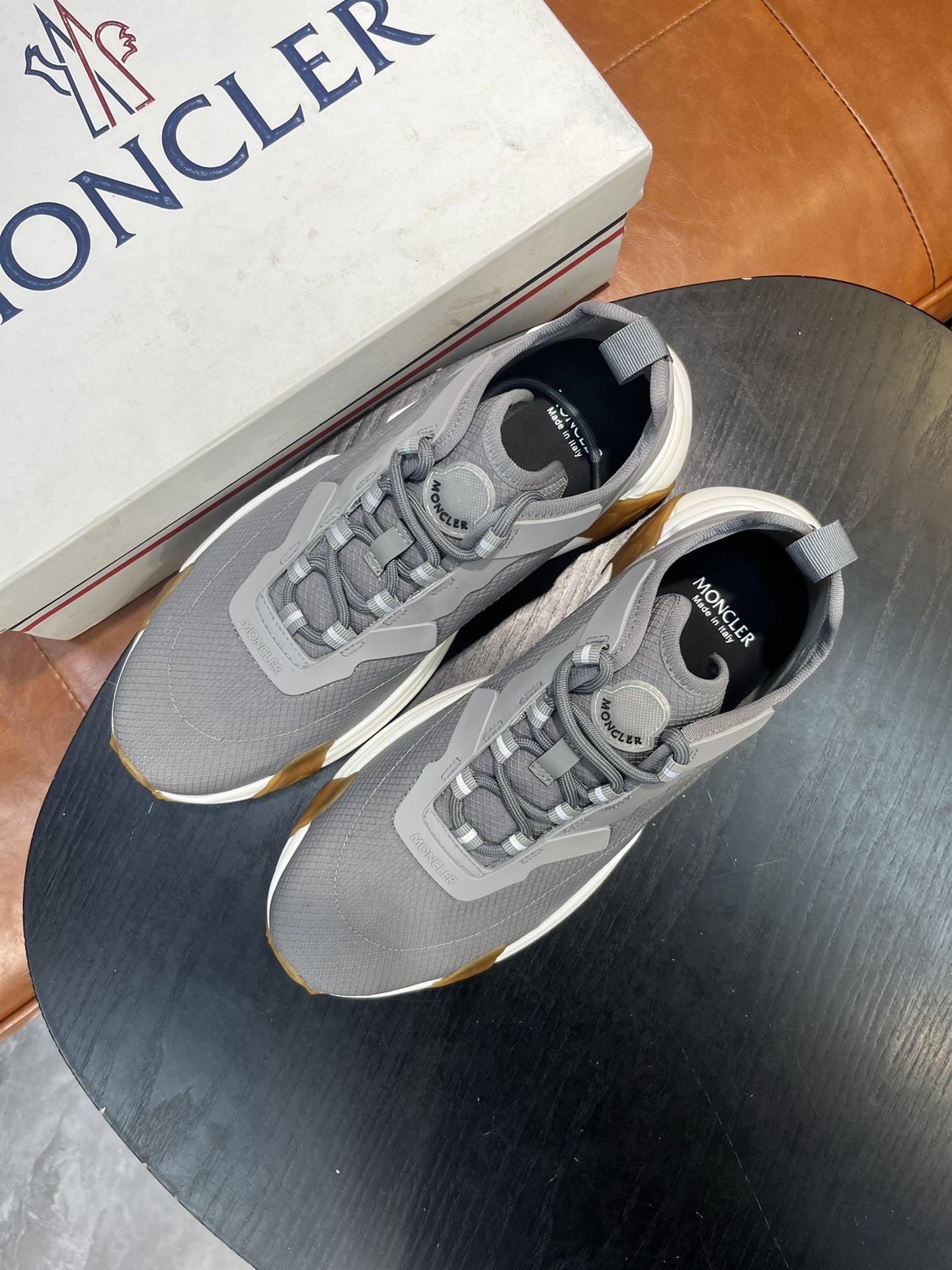 몽클레어 Moncler 스니커즈