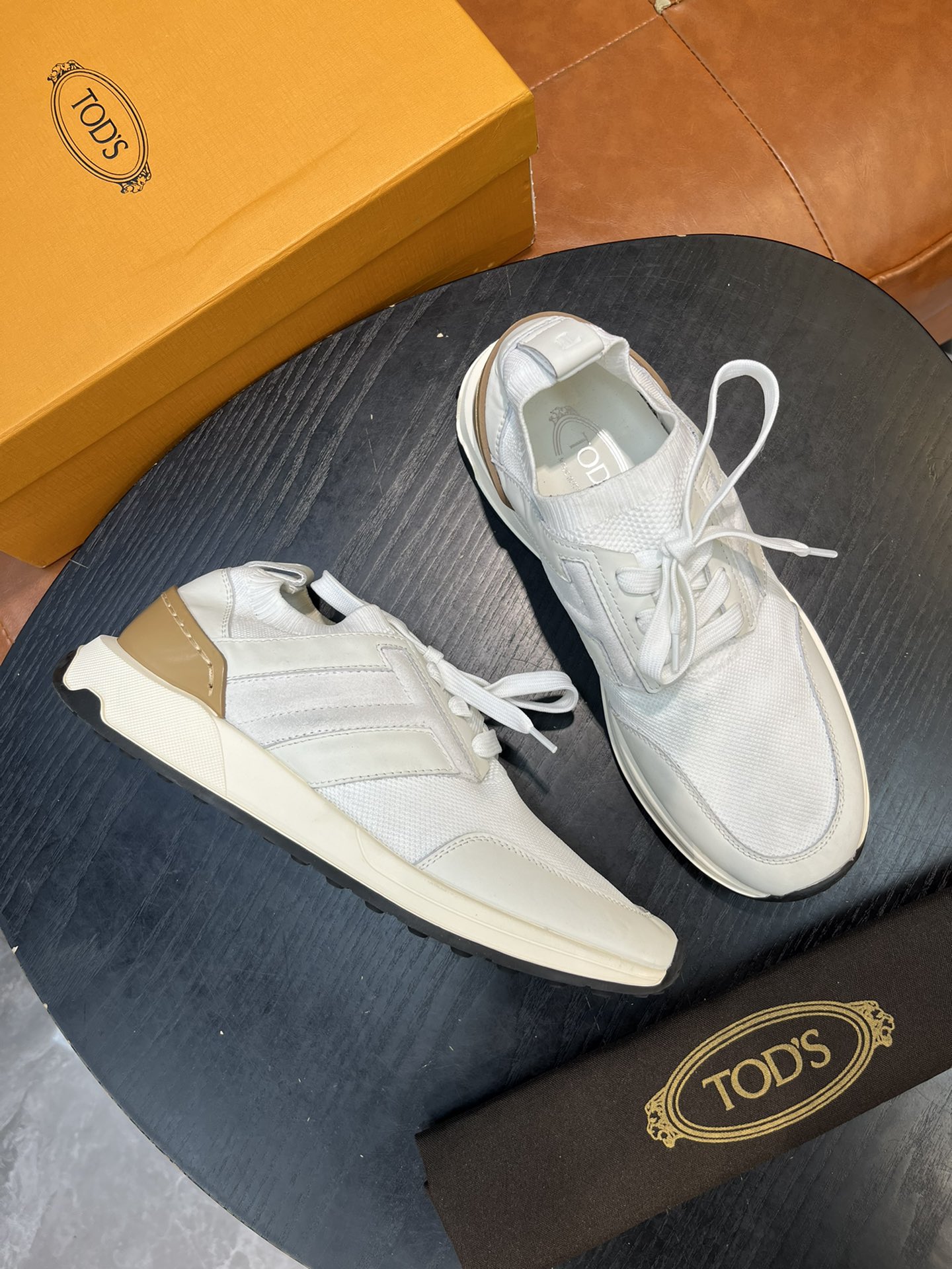 토즈 TOD'S 스니커즈