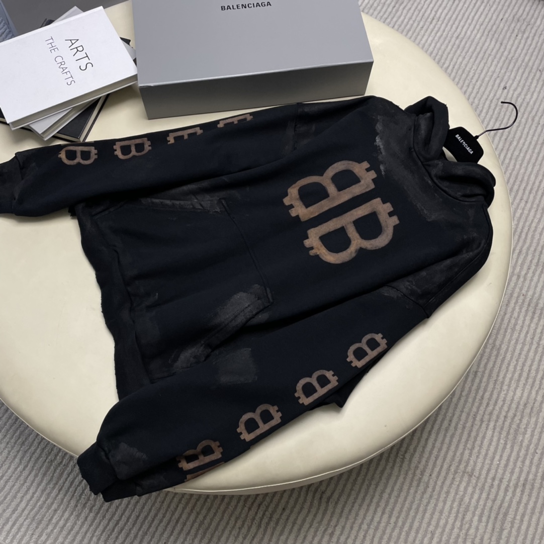 발렌시아가 Balenciaga 후드티셔츠
