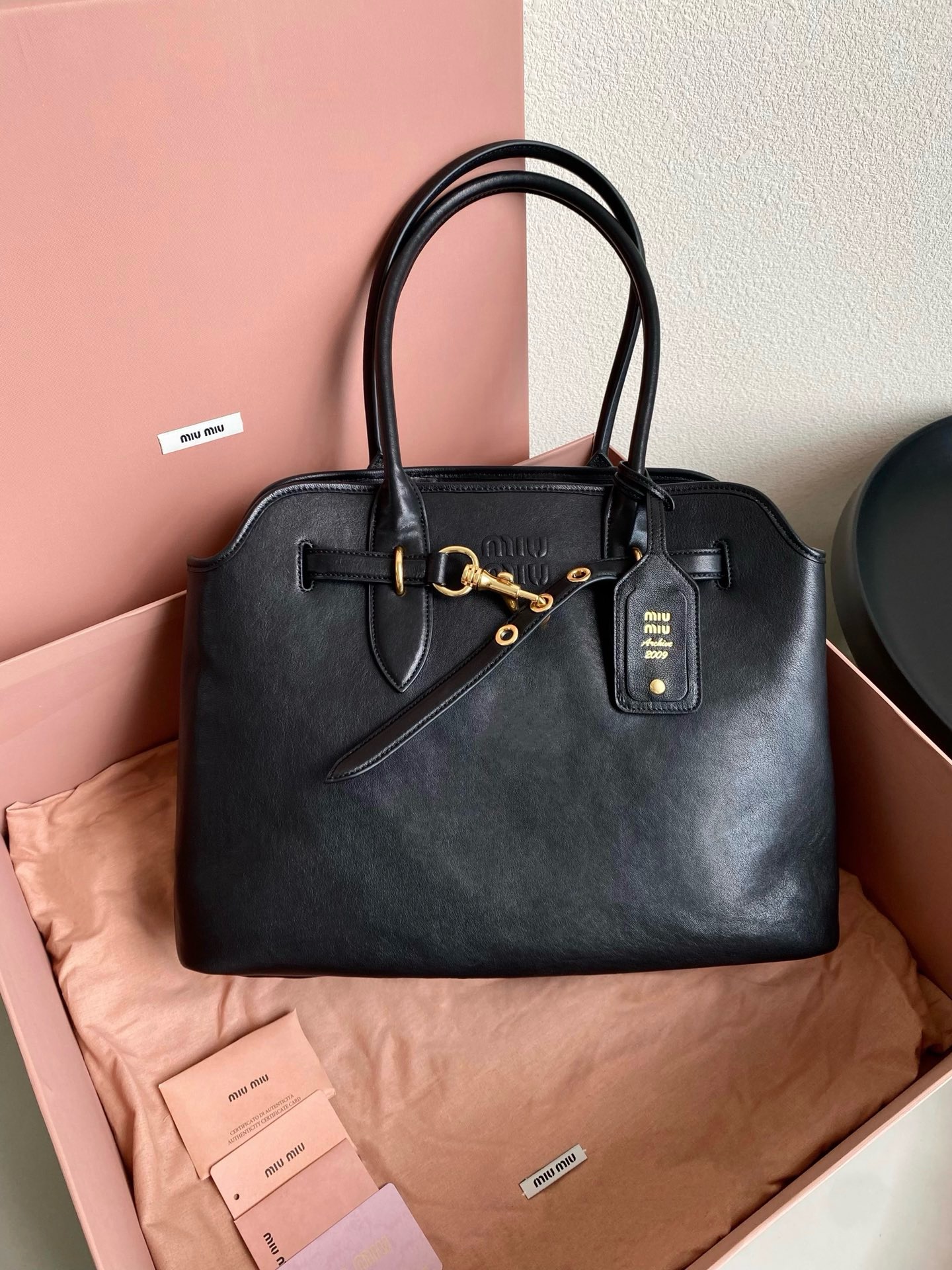 미우 미우 miu miu F0023 서류가방 31CM