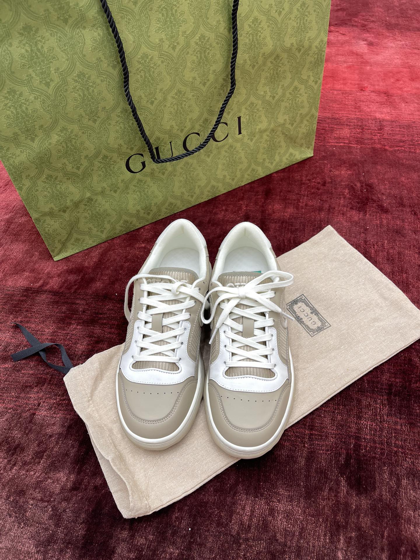 구찌 Gucci 스니커즈