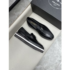 프라다 Prada 스니커즈