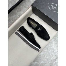 프라다 Prada 스니커즈