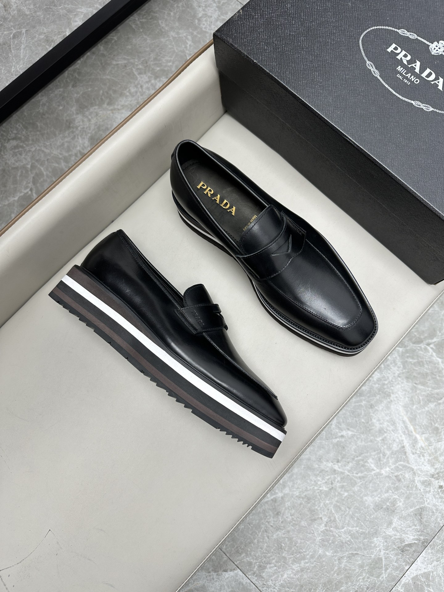 프라다 Prada 구두