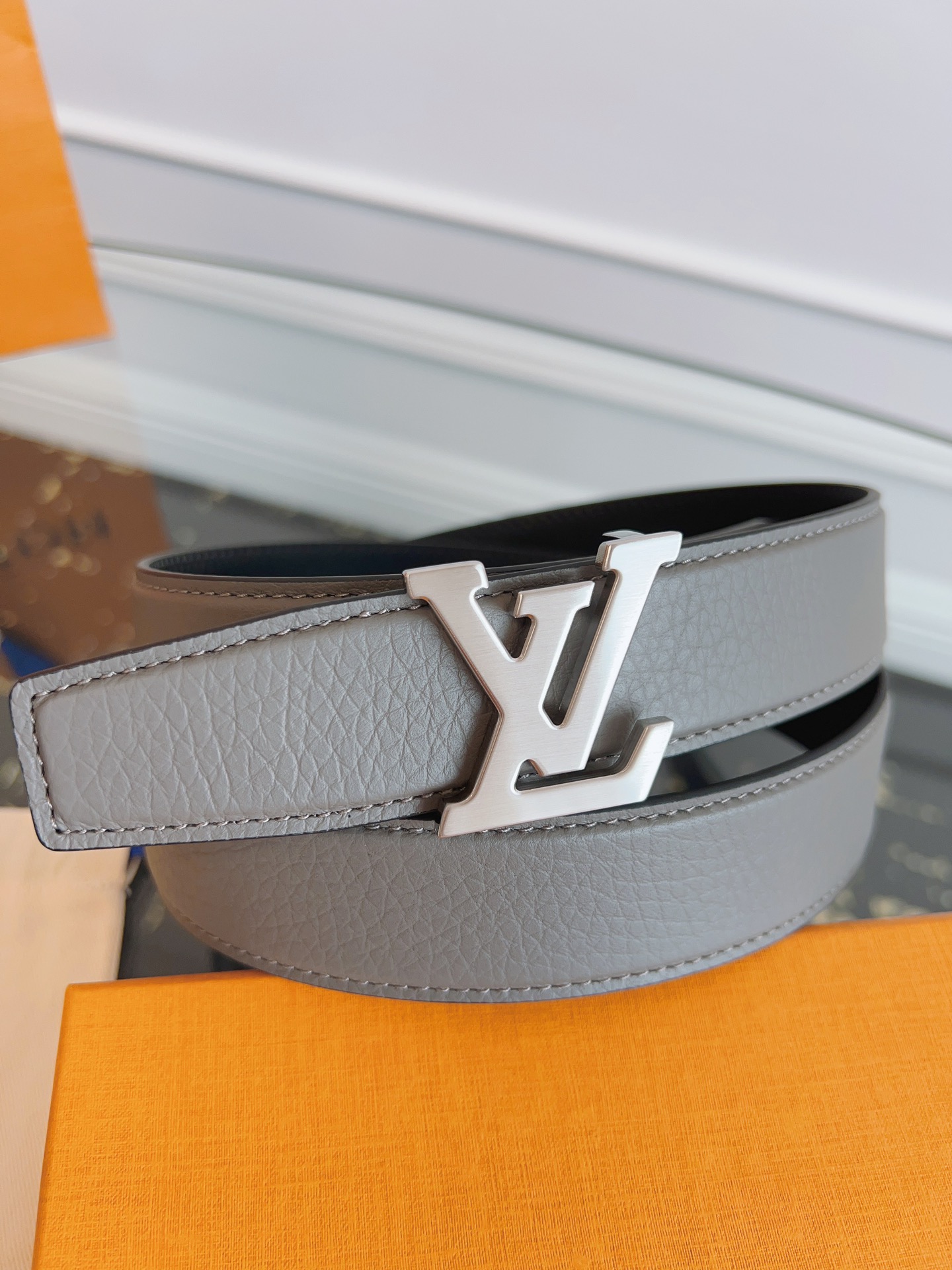 루이비통 Louis Vuitton 벨트 35mm