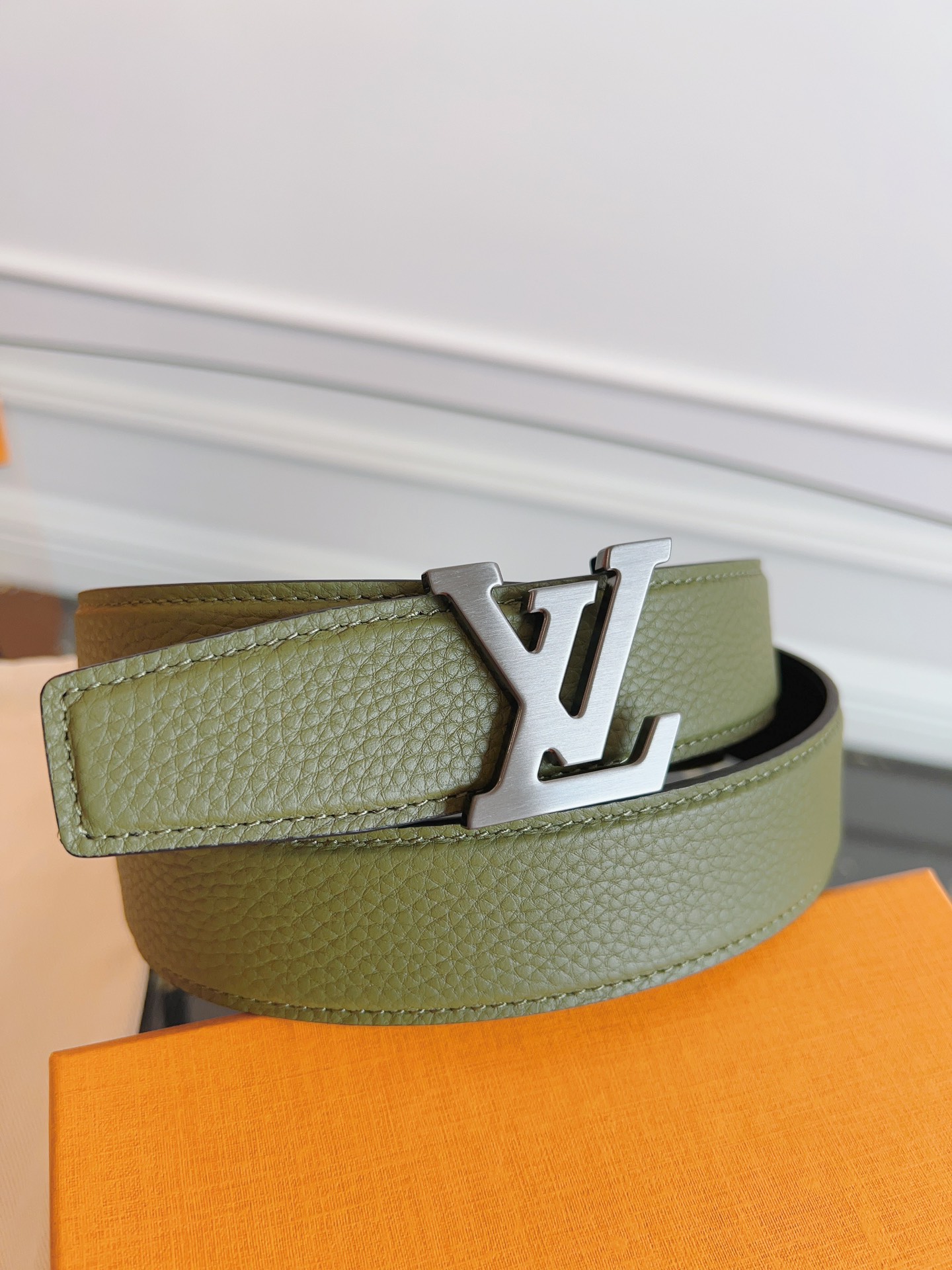 루이비통 Louis Vuitton 벨트 35mm