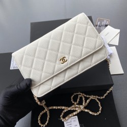 샤넬 Chanel AP0250 클래식 체인 지갑 그레인드 카프스킨 20CM