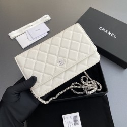 샤넬 Chanel AP0250 클래식 체인 지갑 그레인드 카프스킨 20CM